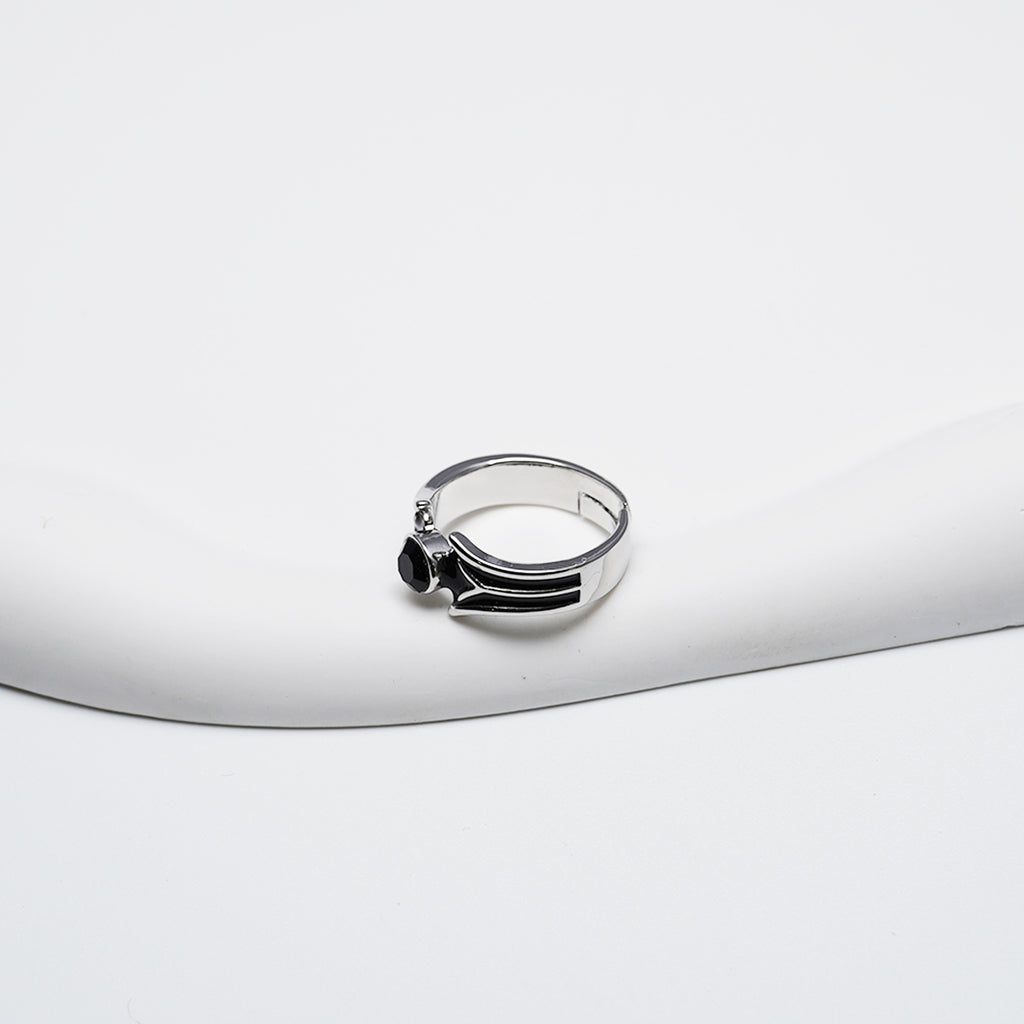 Black Rest Ring.
